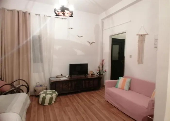 Olgas Cozy Nest Apartment With Private Garden Quiet Stay Near Dassia Beach Ano Korakiana 公寓